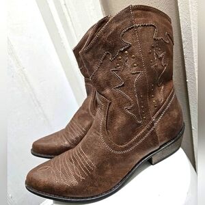 Coconuts Vegan Brown Embroidered Stud Cowgirl Calf Boots Women's Size 10M 🌴✌️